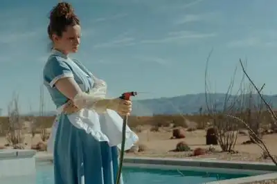 скачать клип Монеточка - ОСТАНОВИЛОСЬ