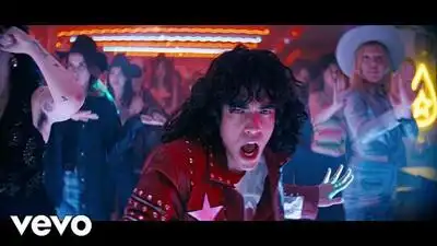 скачать клип Conan Gray - Lonely Dancers