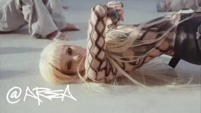 Скачать клип