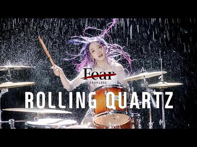 скачать клип Rolling Quartz - Fearless