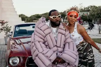 скачать клип Davido - KANTE