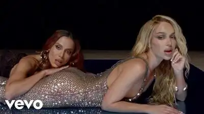 Скачать клип