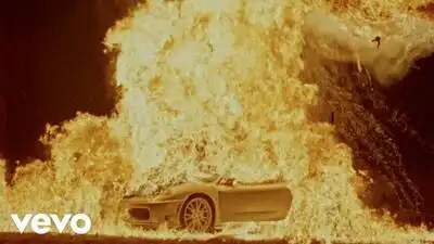 скачать клип Rich The Kid and Peso Pluma - Gimme A Second