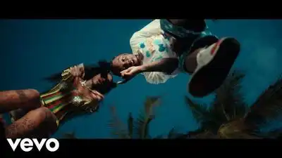 Скачать клип