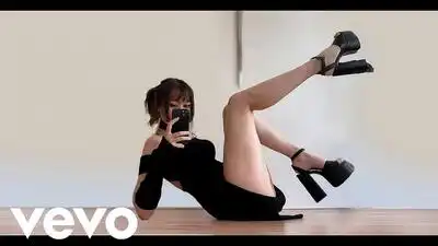 Скачать клип