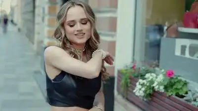 скачать клип Анастасия Сотникова - Придумала