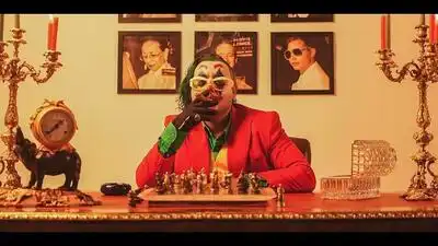 Скачать клип