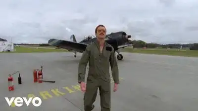 Скачать клип