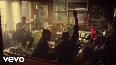 Скачать клип