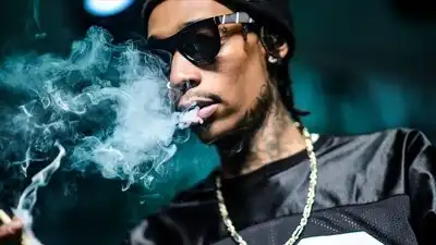 скачать клип Wiz Khalifa - 1200 to Smoke