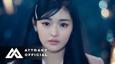 скачать клип FIFTY FIFTY - Starry Night