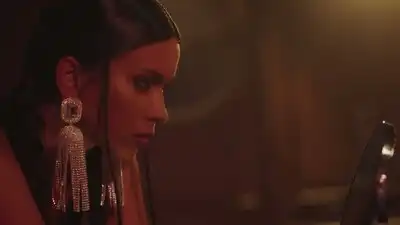 Скачать клип