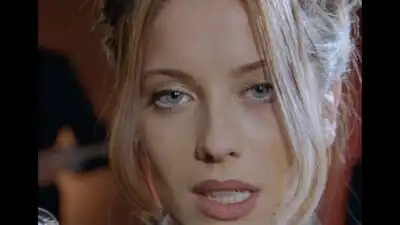 Скачать клип