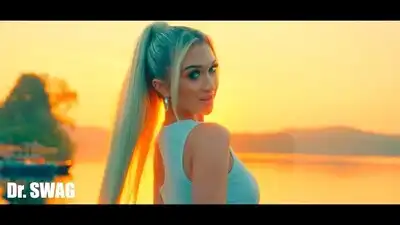 Скачать клип