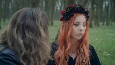 скачать клип Olivia Addams - Stranger