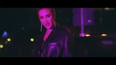 Скачать клип