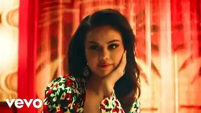 Скачать клип