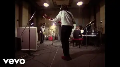 скачать клип The Beatles - Lady Madonna