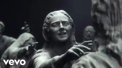 скачать клип Avicii - You Be Love