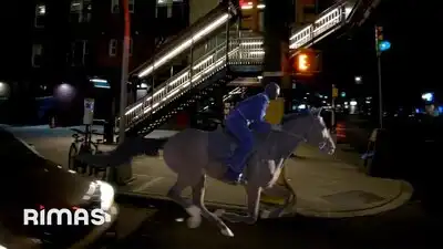 скачать клип Bad Bunny - BATICANO