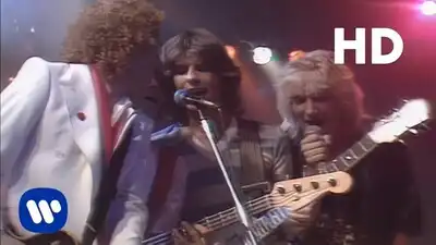 скачать клип Rod Stewart - Da Ya Think I am Sexy - Live