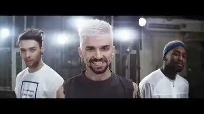 скачать клип Quest Pistols Show - Мокрая