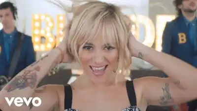 скачать клип Alizee - Blonde