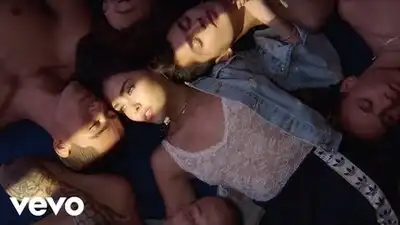 скачать клип Madison Beer - Say It to My Face