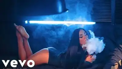 скачать клип Bones ft. Eddy Baker and Night Lovell - HDMI