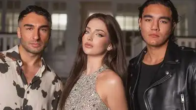 скачать клип Andreea Bostanica ft. Havana ft. Yaar - Supergirl