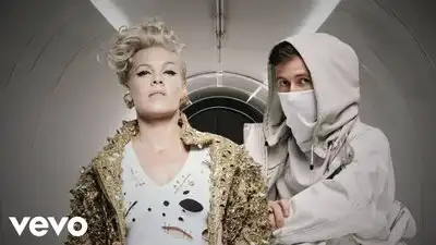 скачать клип Alan Walker and PiNK, Gimb - Try