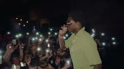 Скачать клип