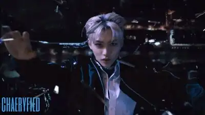 скачать клип Stray Kids - CHARMER