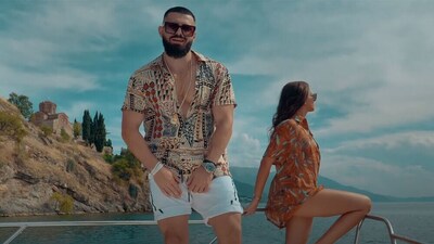 Скачать клип