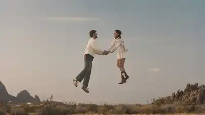 скачать клип Alex Warren - Ordinary