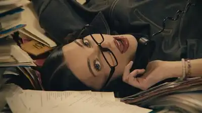 Скачать клип