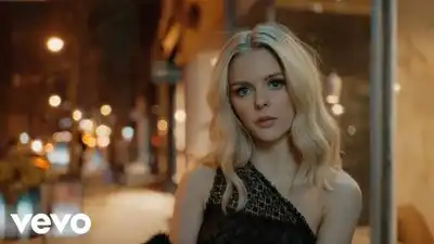 скачать клип Amanda Jordan - Tonight I Am