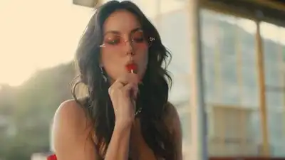 Скачать клип