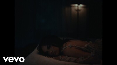 скачать клип Maggie Lindemann - hostage
