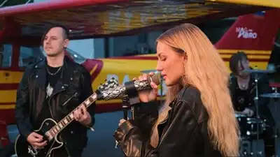 скачать клип Mary Gu - забыть тебя