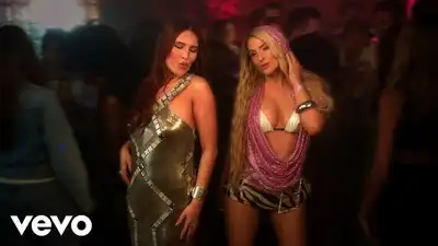 скачать клип Mimi Webb, Meghan Trainor - Mind Reader