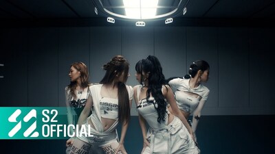 скачать клип KISS OF LIFE - Lips Hips Kiss
