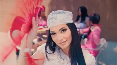 скачать клип Enisa - Pretty Please