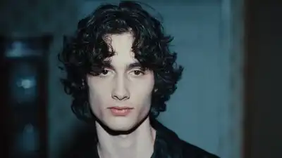 Скачать клип