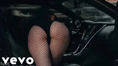 Скачать клип