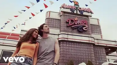 Скачать клип