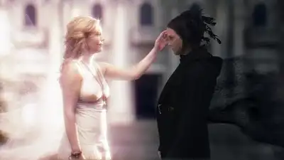 Скачать клип