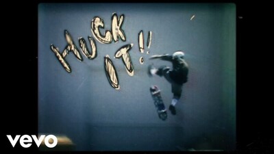 скачать клип The Offspring - Huck It