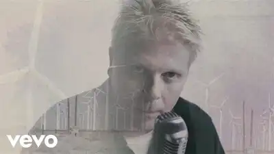 скачать клип The Offspring - Days Go By