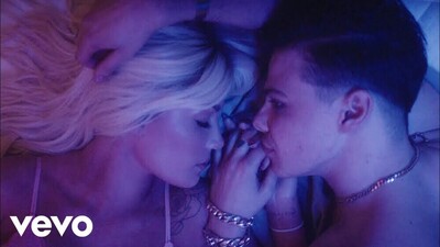 скачать клип YUNGBLUD, Halsey - 11 Minutes